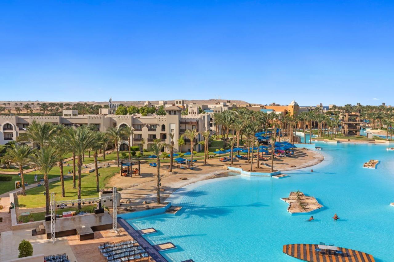 Pickalbatros The Palace Port Ghalib Exterior photo View of the hotel