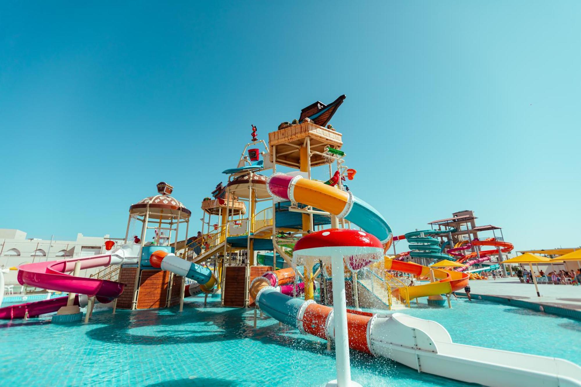 Pickalbatros The Palace Port Ghalib Exterior photo AquaPark