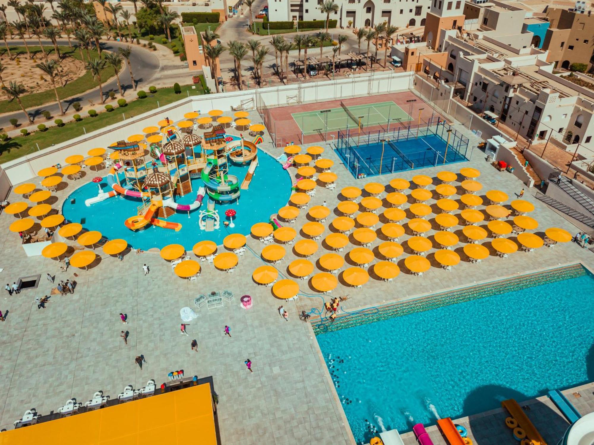 Pickalbatros The Palace Port Ghalib Hotel Exterior photo Aerial view of the resort