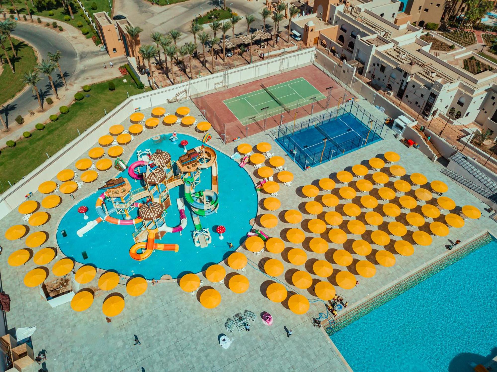 Pickalbatros The Palace Port Ghalib Hotel Exterior photo Aerial view of the hotel